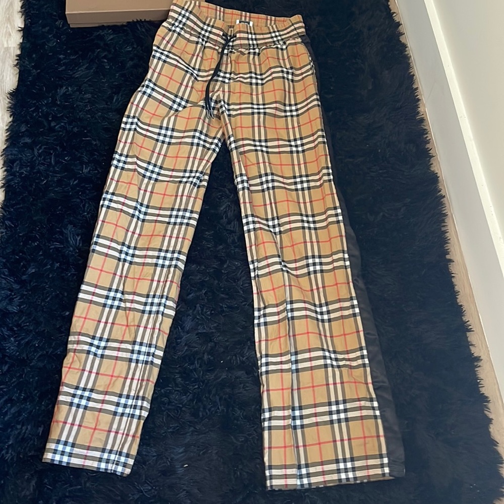 Burberry Pants 100% authentic